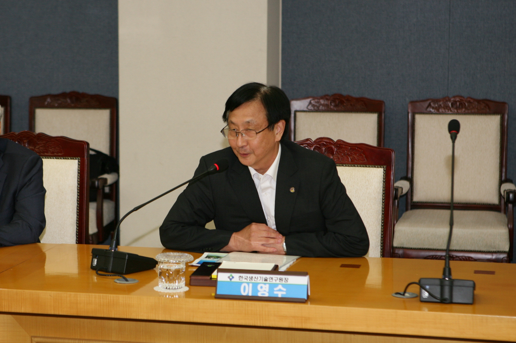 ���������3